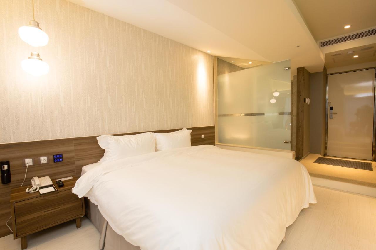 Walker Hotel. Ximen Taipei Extérieur photo